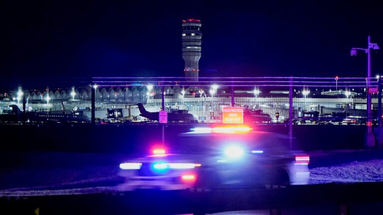 DC plane crash live updates: Fatalities following Army helicopter collision with jet