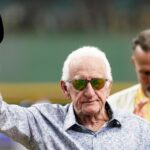 ‘Mr. Baseball’ Bob Uecker, Brewers announcer, dies at 90