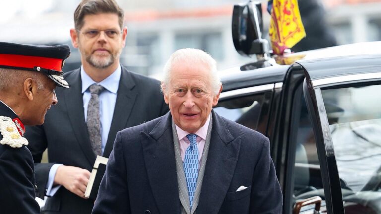 King Charles briefly hospitalized amid cancer treatment