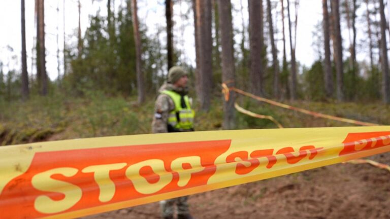 3 missing US soldiers found dead in vehicle, search continues for 4th soldier