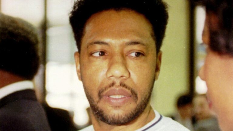 Trump commutes federal life sentence for Gangster Disciples founder Larry Hoover