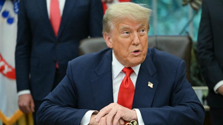 Trump signs executive order lifting sanctions on Syria