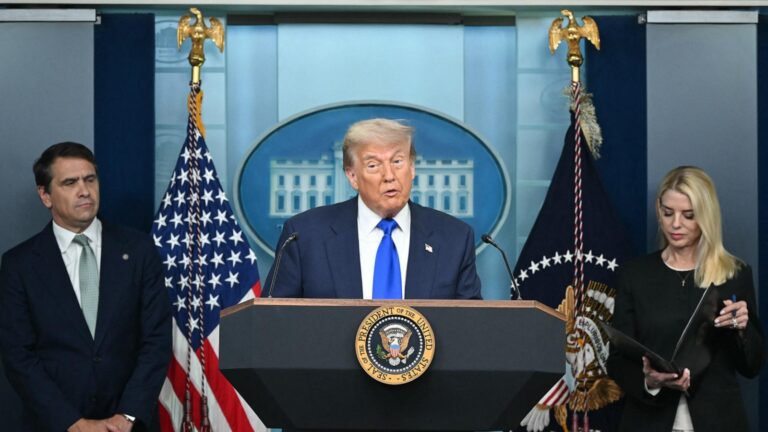 Trump touts SCOTUS limiting nationwide injunctions on birthright citizenship order