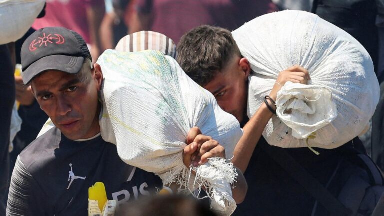 What doctors, aid workers are seeing in Gaza amid hunger crisis