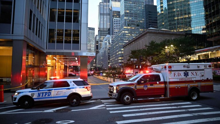 NYC mayor shares Midtown shooting surveillance footage details, calls for gun reform