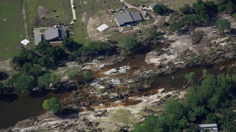 ‘Send help or not’: Hero saves family during deadly Texas flash flood