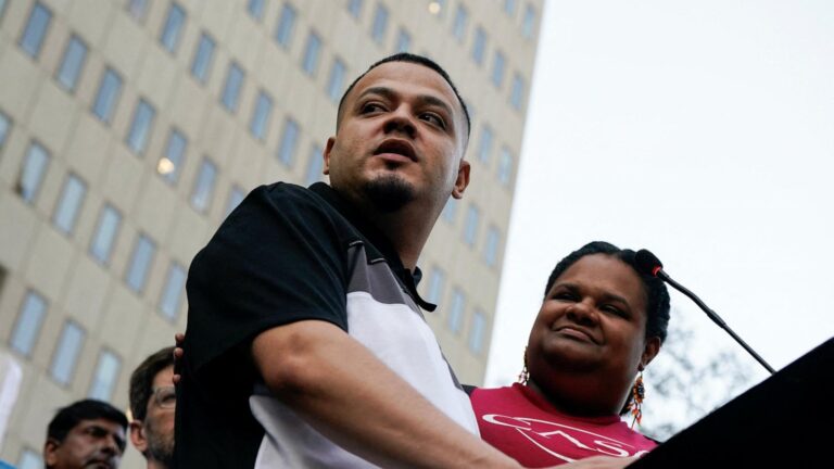 Abrego Garcia’s attorneys ask to reopen his immigration case to seek asylum