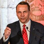 Polish foreign minister says Putin ‘laughs’ at Trump’s peace efforts